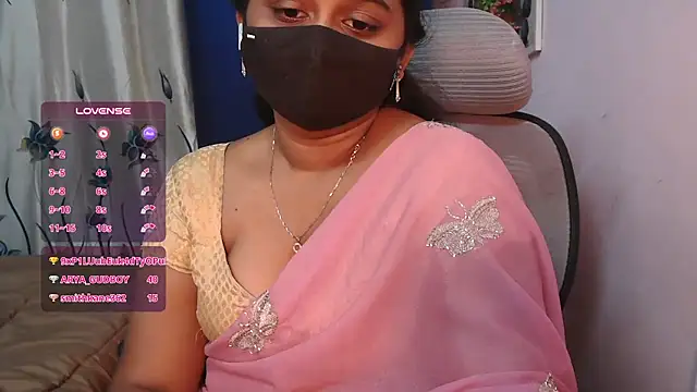 Pavani-Darling - ice on boobs in 5 mins
