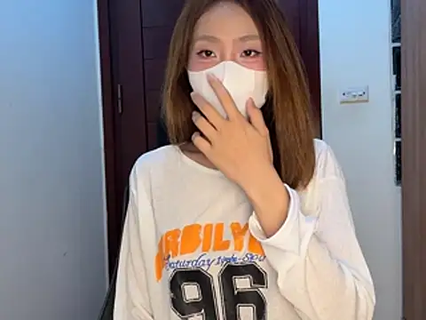 Pam_Rabbit - Public ngoài đường 😋
