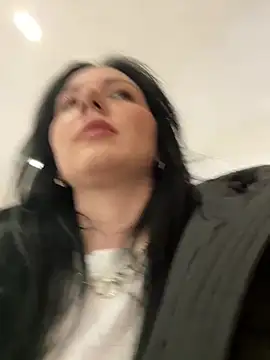 Bad_Girl_Elly - Play pussy and lush control LT 5min