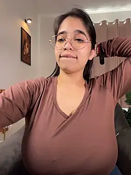 Tati_reyess - fingering time