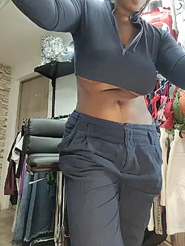 MAREIA_25 - HIDDEN CAM MAKE MY PUSSY SQUIRT ?