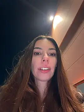 AmelieCrystal - she going to take off my bra >_<