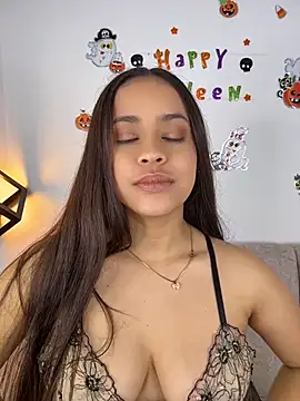 Kiley-luz - oil in mi tits