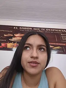 DulceCaroX - Dildo pussy in wall in the public