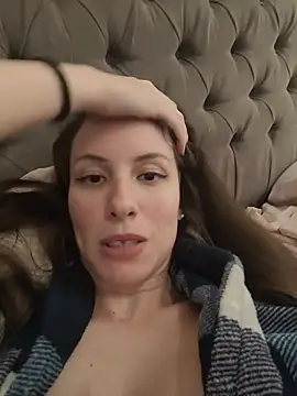 Goddesslulitaa - Masturbación en vivo con dildo de 5 minu