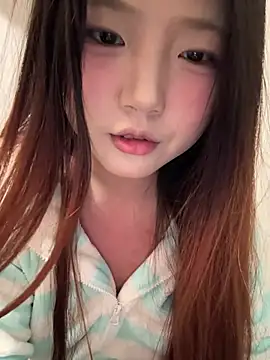 Mimi9420 - 诚招一个情哥哥一个男朋友一个假爸爸一个真老公