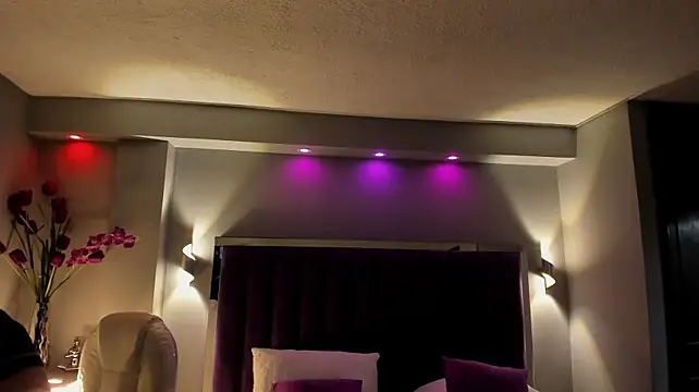 Juliette_nt - show tits