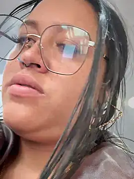 Outdoors-Mia_Khalifa - Sex with me: My 18-year-old neighbor TIC