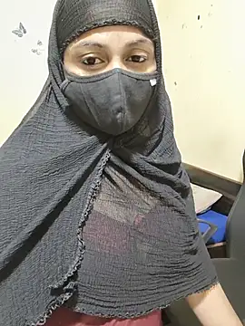 Hot_Saraa04 - Boobs show
