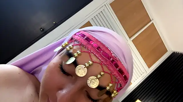 Malika_Noor - Slap clit x10
