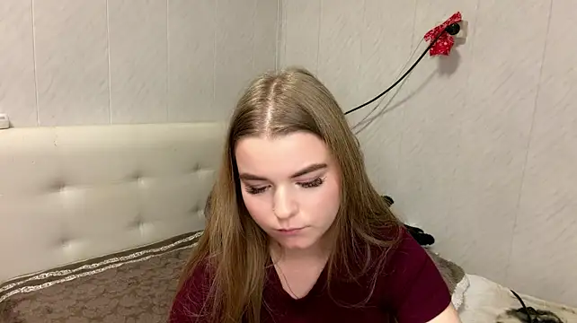 LiviaSmelser - Stand up and show my outfit