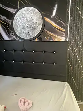 KylieAngel_ - Show tits
