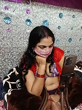 Priyanka_hot88 - Follow in Instagram