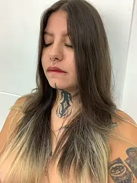 ElliWeaver - Oil in the boobs control domi 40 second