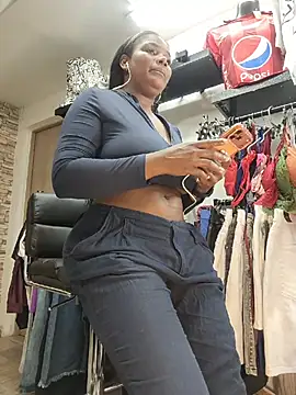 MAREIA_25 - HIDDEN CAM MAKE MY PUSSY SQUIRT ?