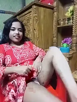 Meghla_Sk - Lip show