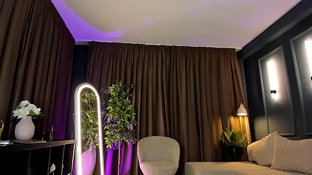 LexySinner - Enjoy my naked curves 🍑😍🥵