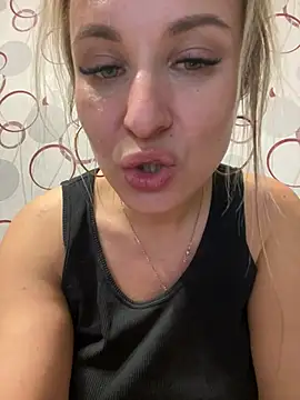SweetOlga - Sit on my face