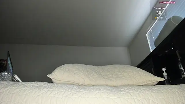 Redjina_Angel - SQUIRT ON YOUR FACE!!!