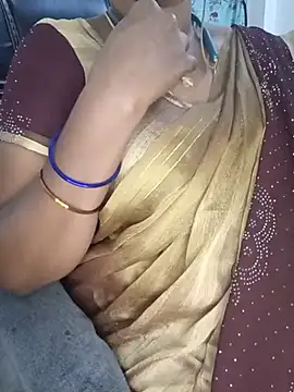 Tamil-hotwife - Ass show