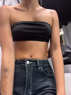 _miapetite - ✨RUB YOUR TIGHT PUSSY✨