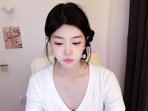 Kitteovo - 诱惑舔肩