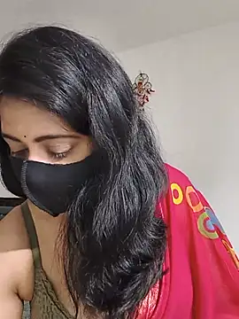 Cute-Maanvi