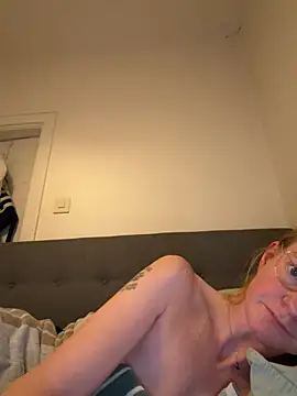 Jannis1992 - Supries me use menu
