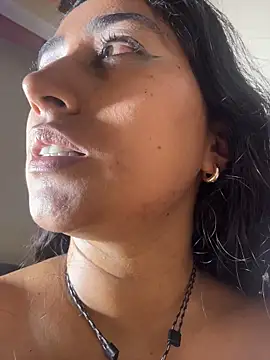 Valentinne_z - fingering pussy + creampie