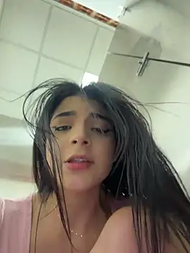 ArieliciousXXX - SQUIRT IN PUBLIC RESTROOM😇💦💦