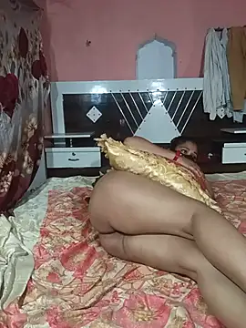 Hot_Indiancpl