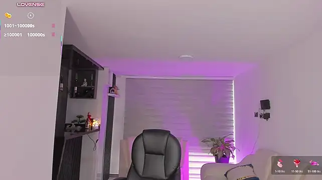 MiaRoberts1 - Lick 2 fingers
