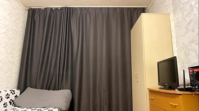 TennisKate - take off my shorts