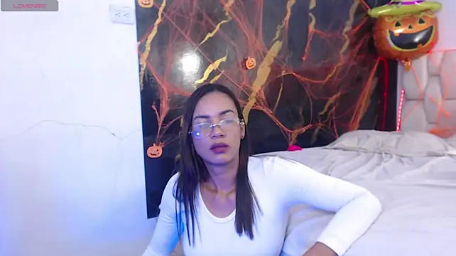 Triple_TemptationX - ANAL one girl