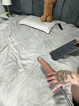 Cristal_Velle - Hard squirt + fuck machine 10 min