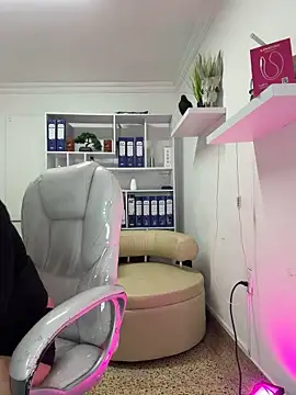 VictoriaSalazar_ - I take off all my clothes, dance, and bo