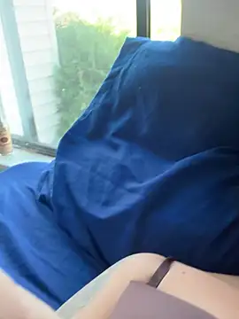 IndeStarr - Bend over spread ass