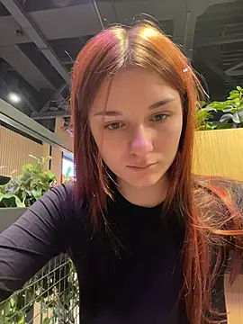 SaintMaya - Show her ass and spank her 💦💕