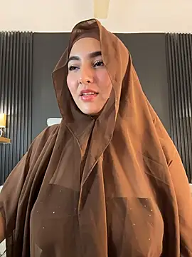 Malika_Noor - sucking cock on myknees