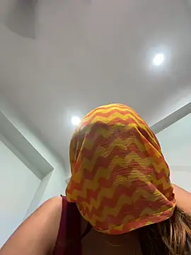 Miss_kanika76 - Ass hol ke