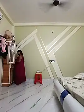 Dr_-Priyanka - Wanna buy hand for broadcast