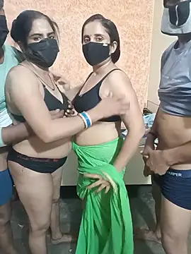 Hot_bhabhi2 - Boobs show