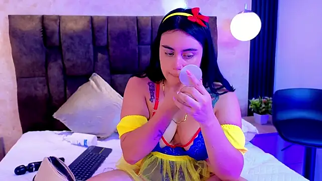 Vicky_grey - SUCK MY DILDO!