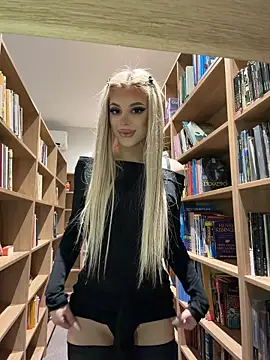 AlyssaFoxx_ - Pinch Naked Nipples Hard 🍒💦