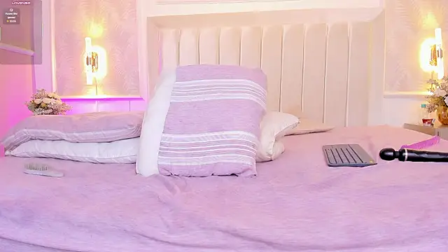 Charlotte_and_ariana - anal