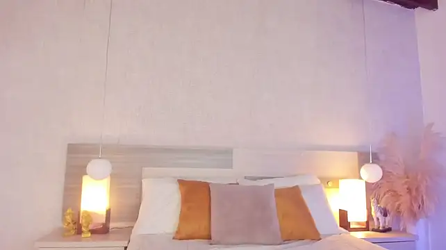 Mistyca - Deep fingering & creamy pussy