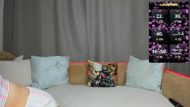 Elizabettalee - Make all my holes so juicy and lick all