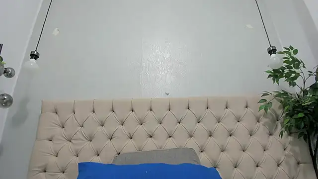 Anggie_Miller - tie tits with oil