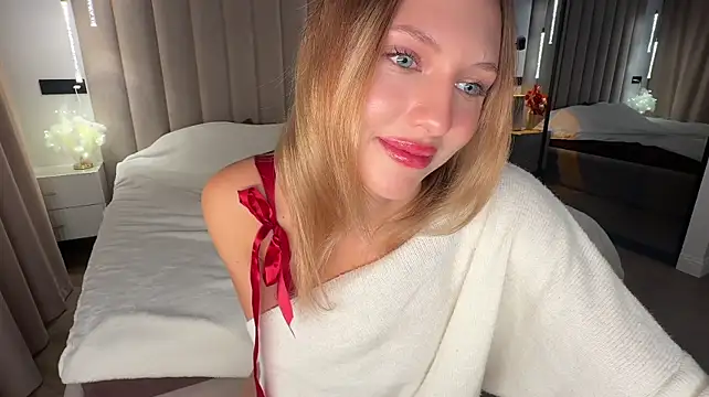 Roselyn_rose - take off my sweater