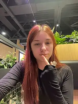 SaintMaya - Show her ass and spank her 💦💕